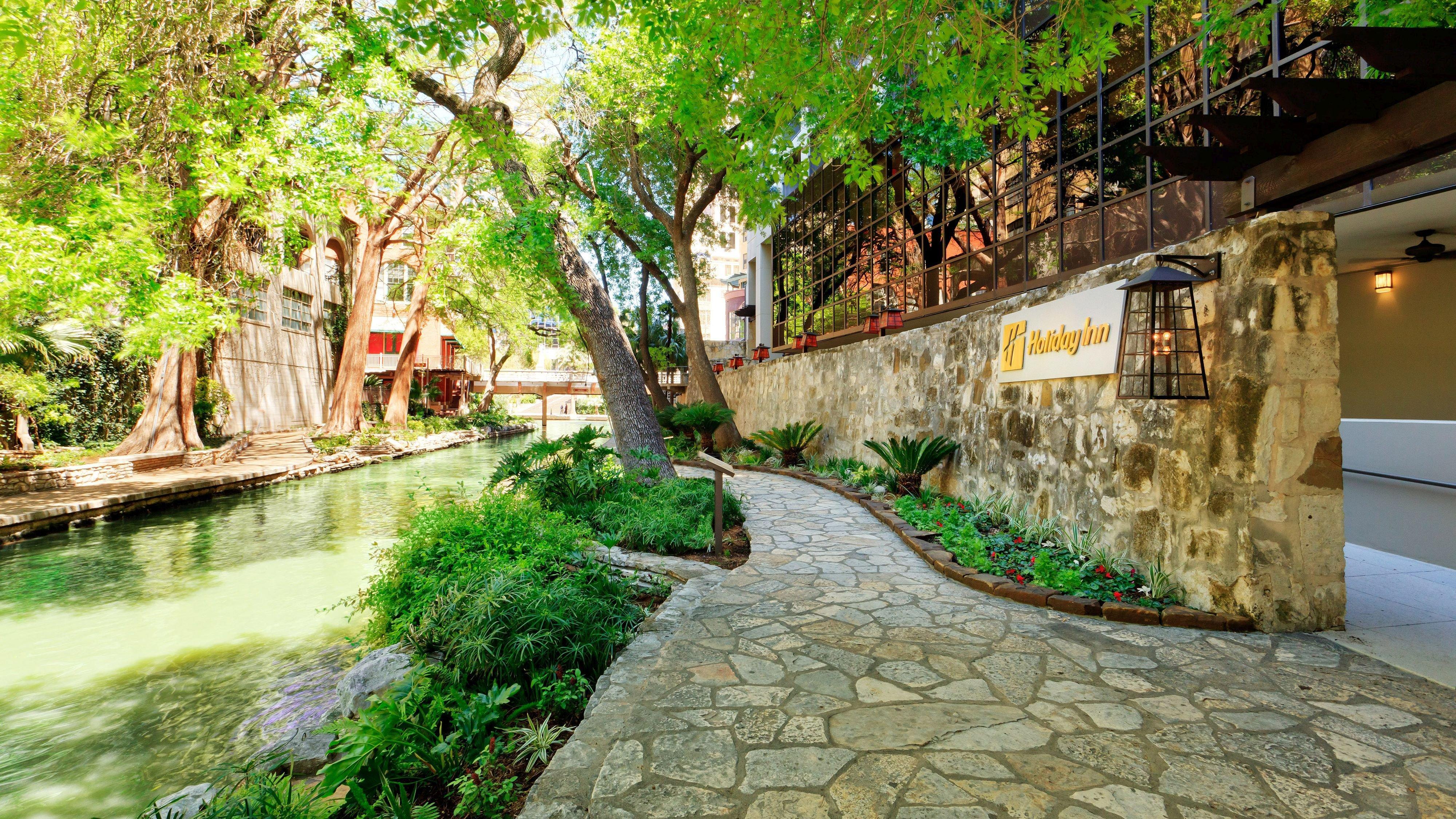 Holiday Inn San Antonio-Riverwalk, An Ihg Hotel Exterior photo